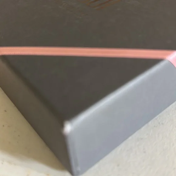 ❣️❣️Vintage Cabi Nautical Anchor gold tone necklace $79. - Picture 9 of 10